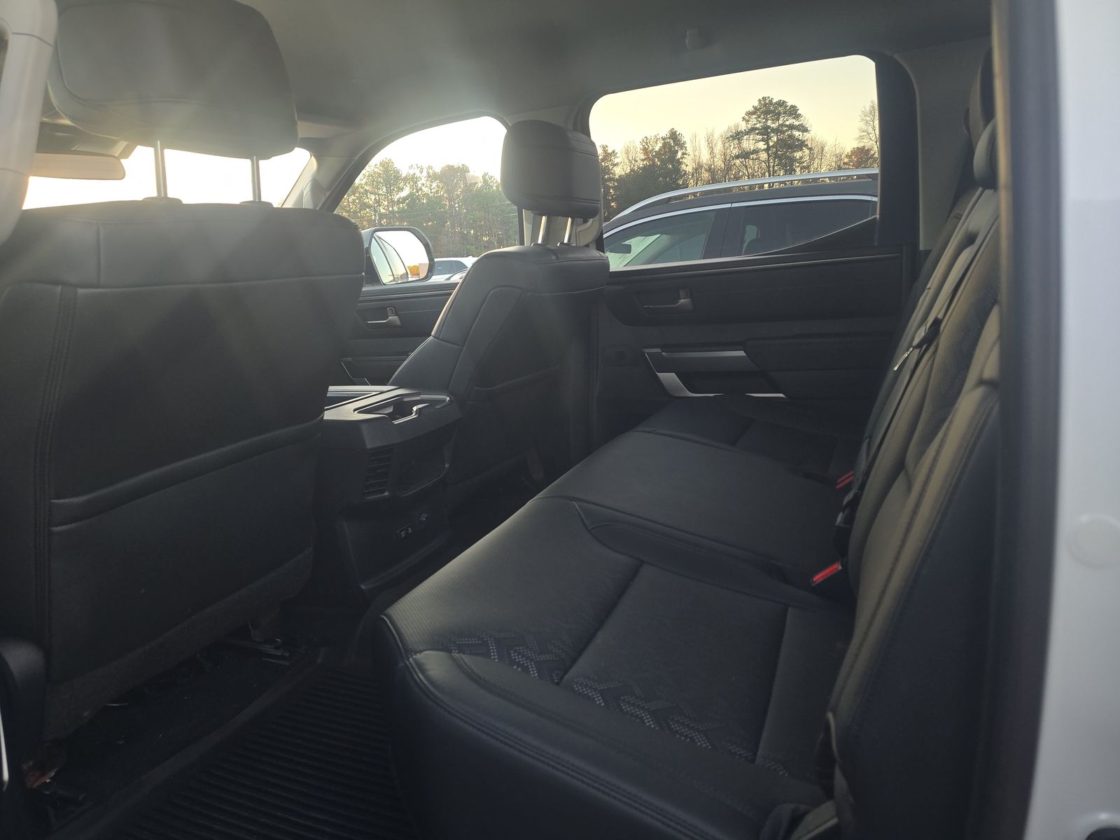 2024 Toyota Tundra SR5 AWD