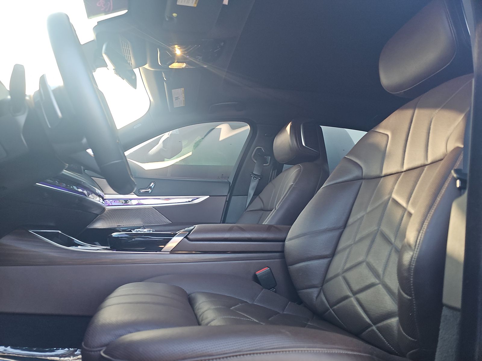 2024 BMW 7 Series 740i RWD