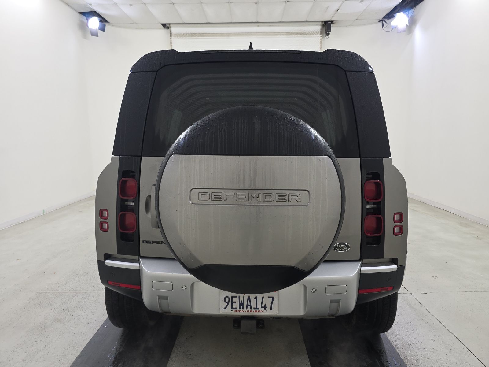 2023 Land Rover Defender 110 SE AWD