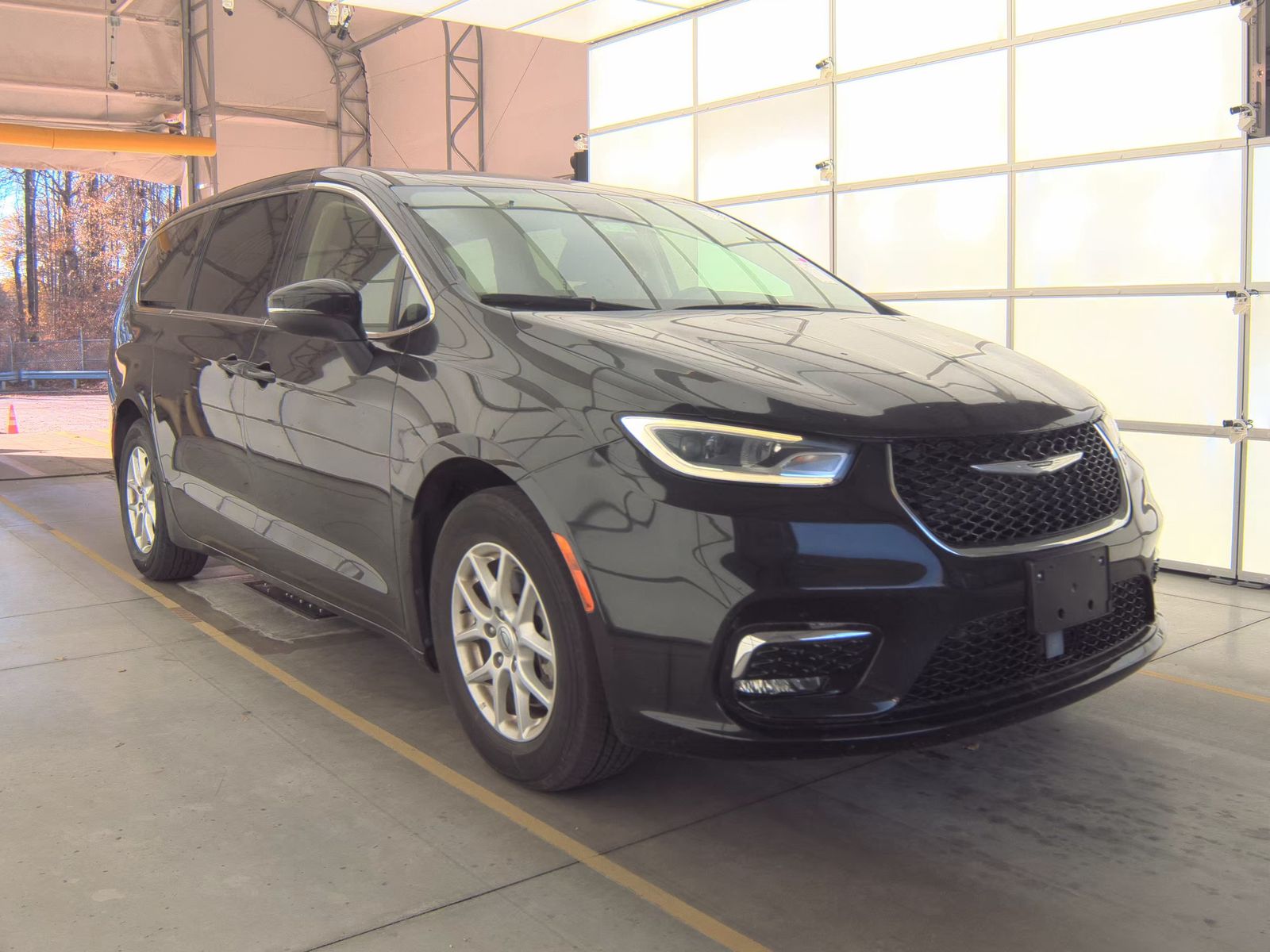 2023 Chrysler Pacifica Touring L FWD