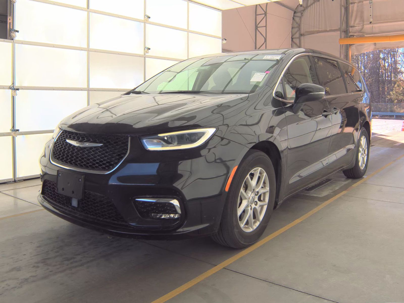 2023 Chrysler Pacifica Touring L FWD