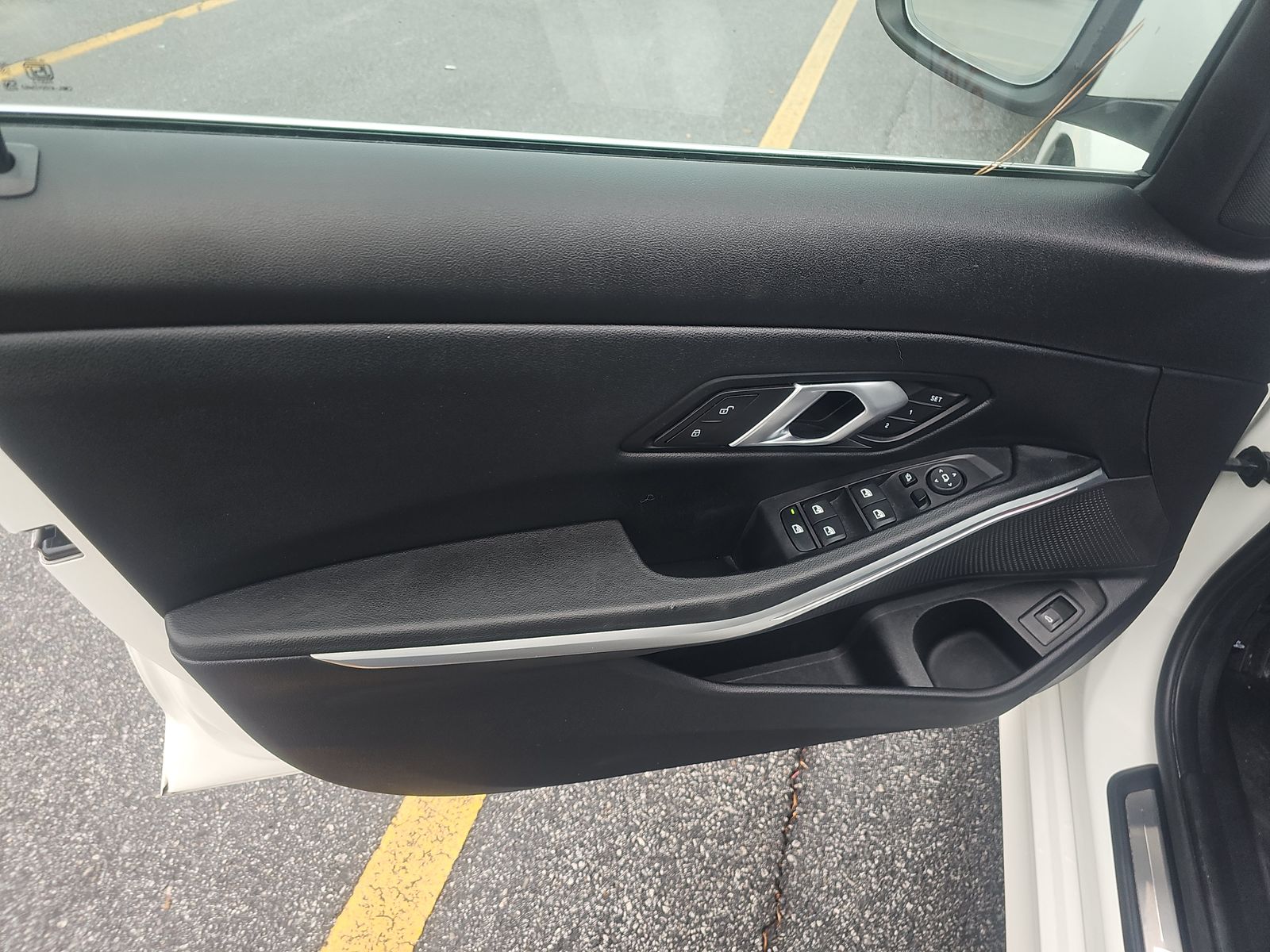 2025 BMW 3 Series 330i RWD