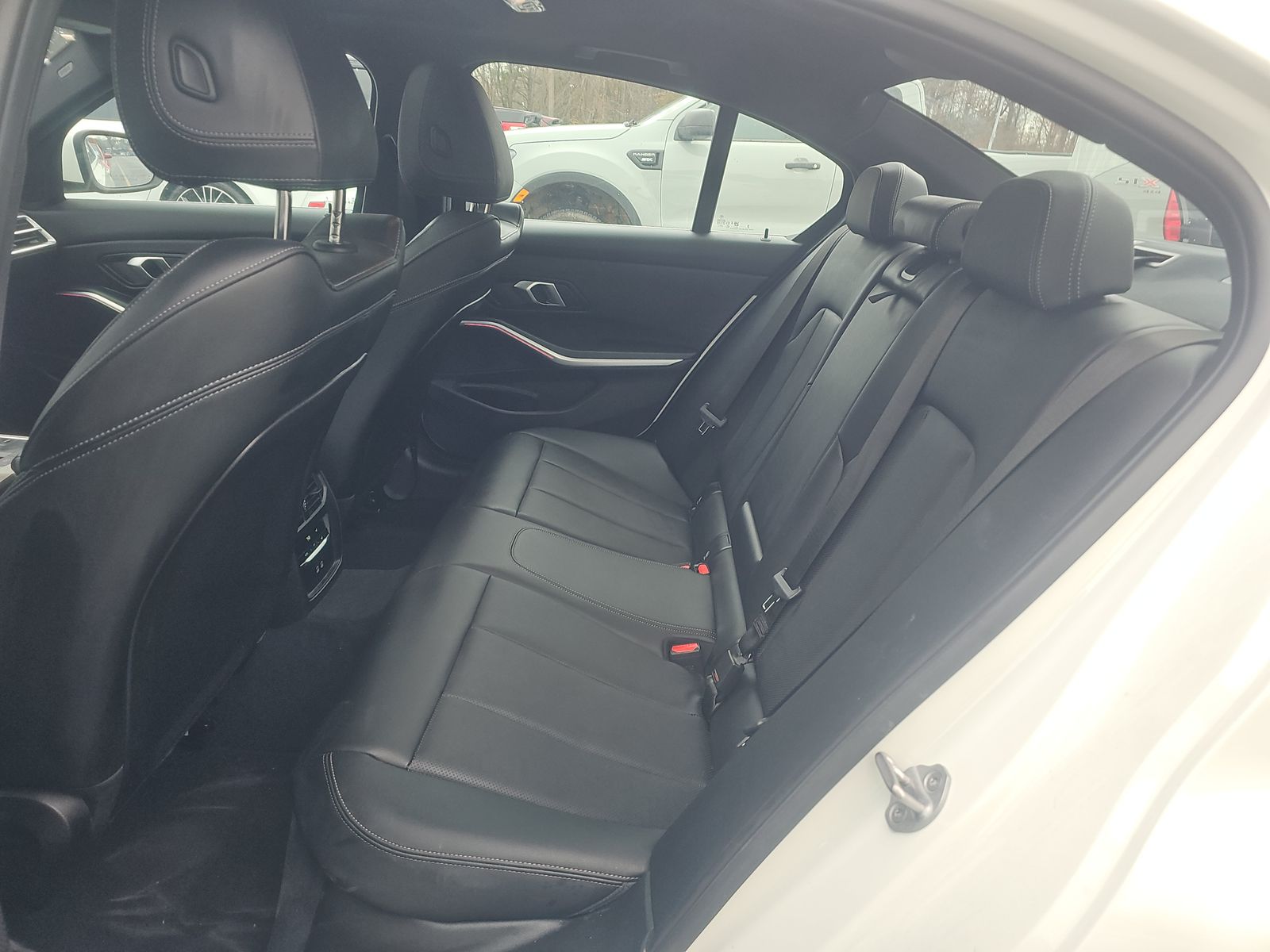 2025 BMW 3 Series 330i RWD