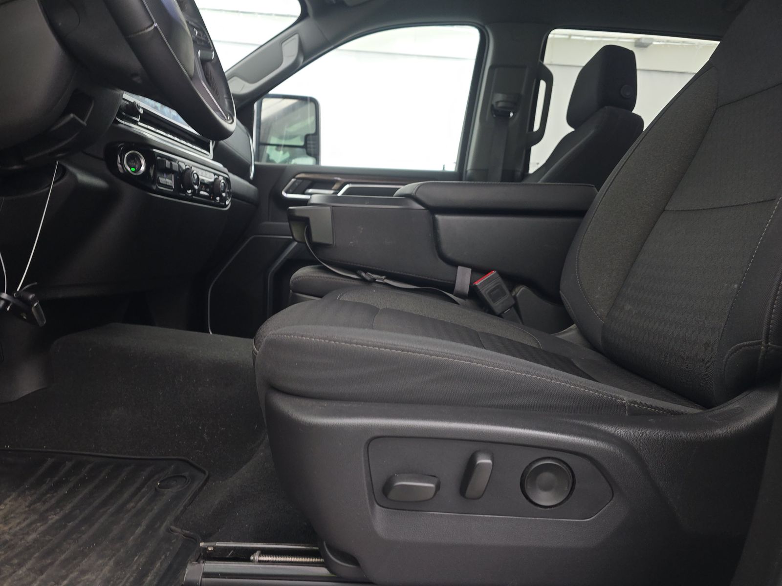 2025 Chevrolet Silverado 2500HD LT AWD