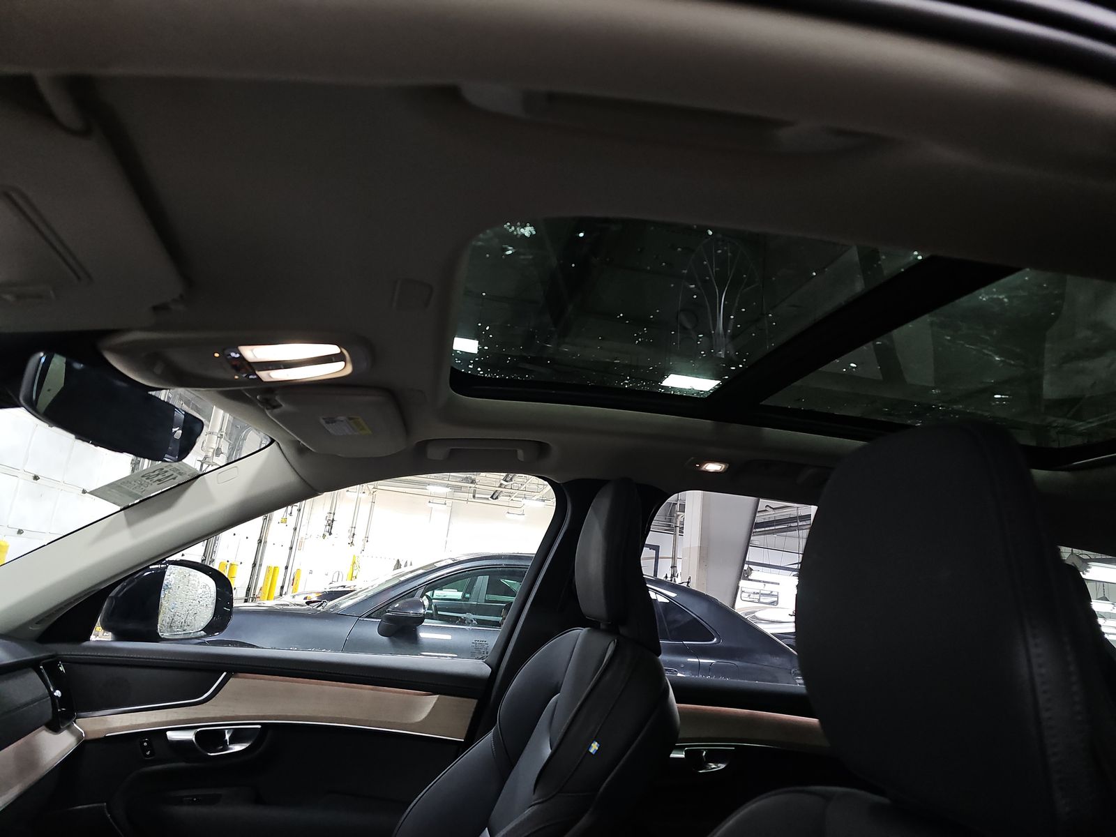 2025 Volvo XC90 B6 Plus AWD