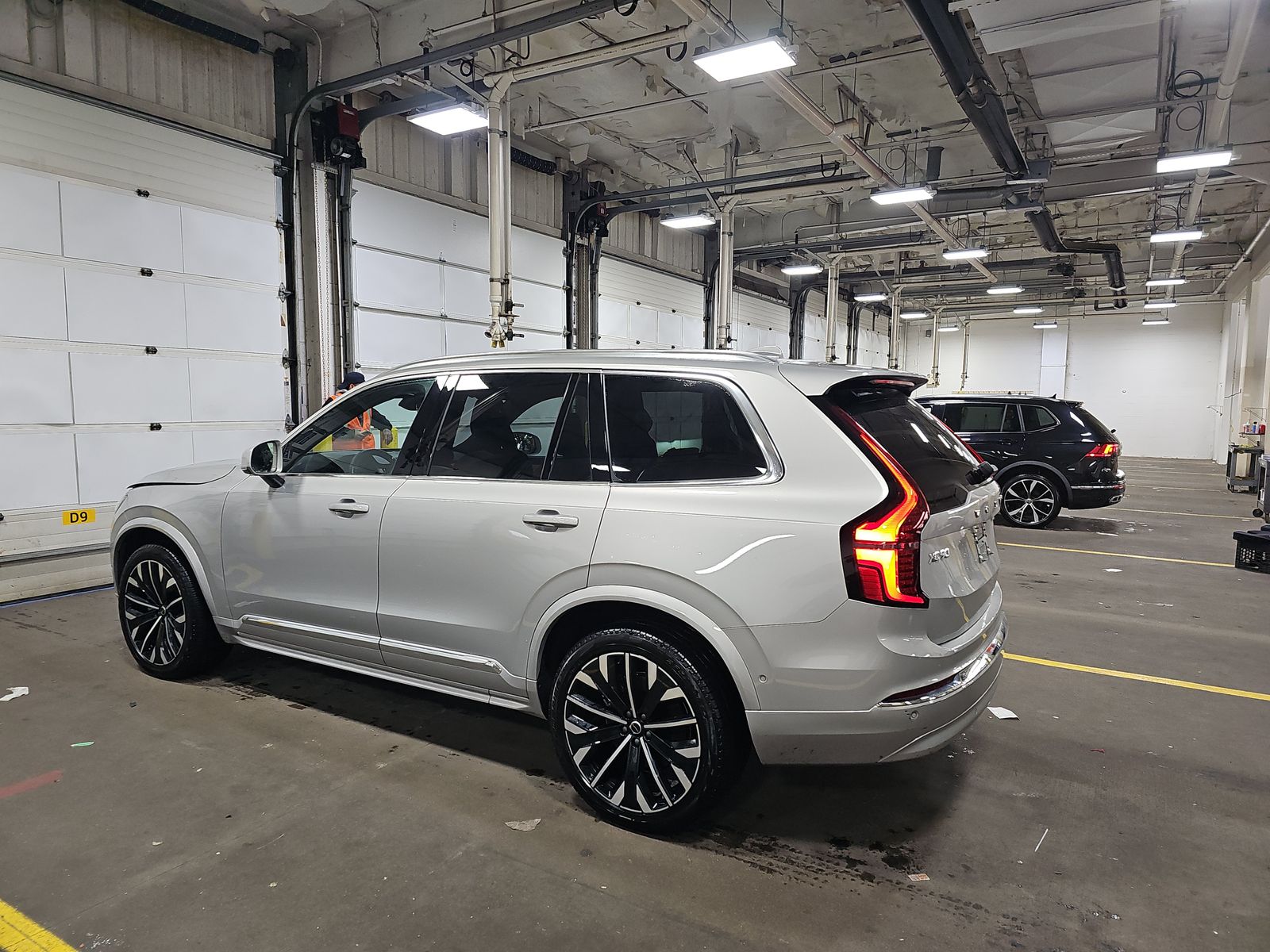 2025 Volvo XC90 B6 Plus AWD