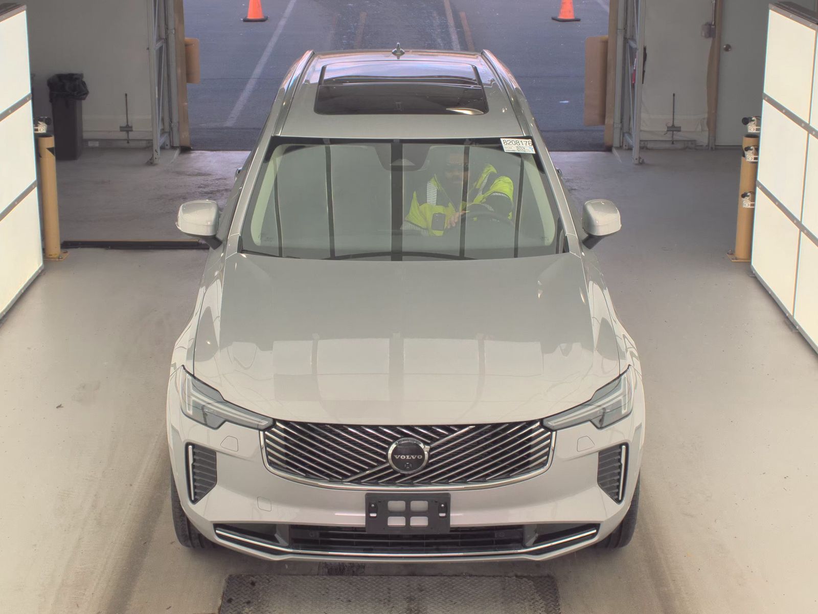 2025 Volvo XC90 B6 Plus AWD