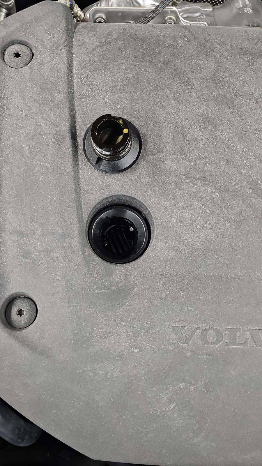 2025 Volvo XC90 B6 Plus AWD