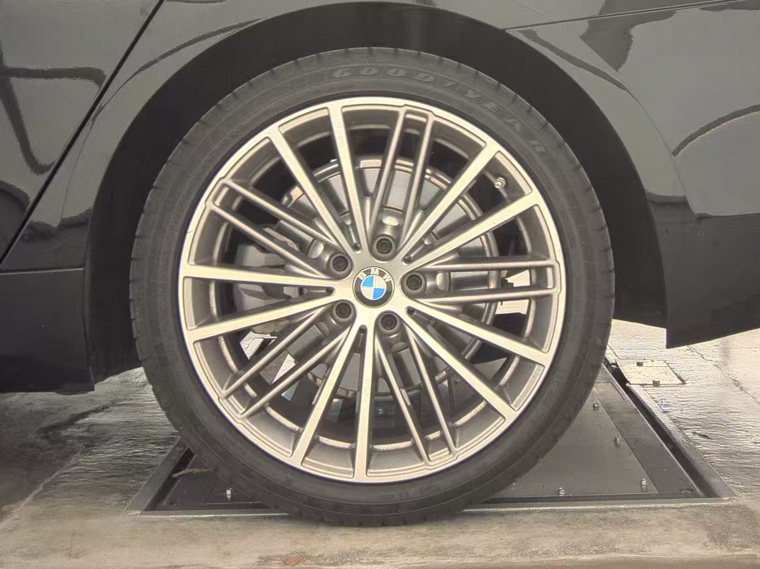 2020 BMW 5 Series 530i RWD