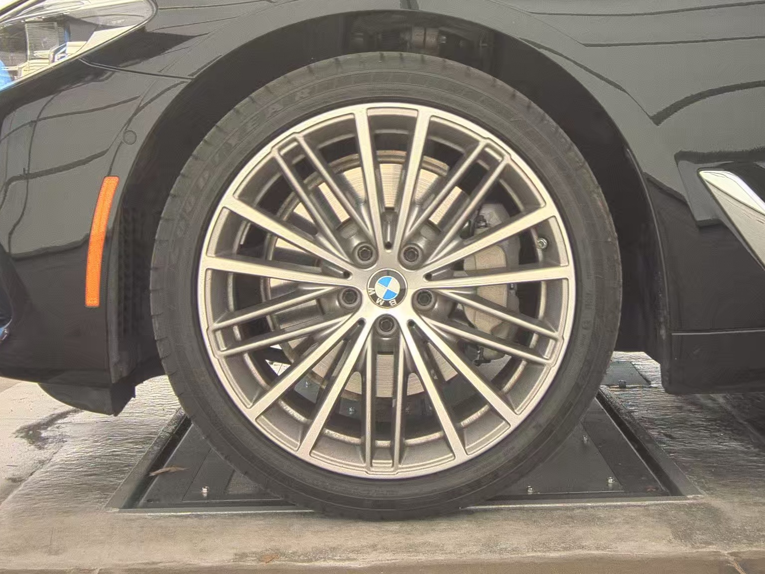 2020 BMW 5 Series 530i RWD