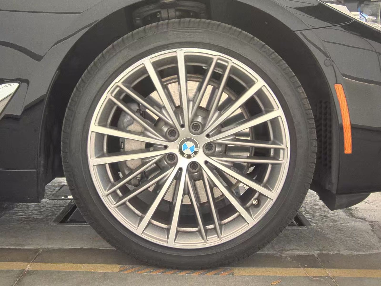 2020 BMW 5 Series 530i RWD