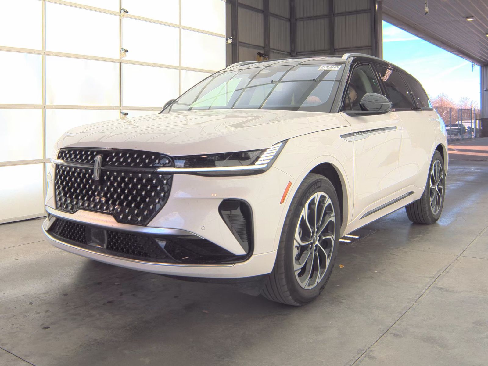 2025 Lincoln Nautilus Reserve AWD