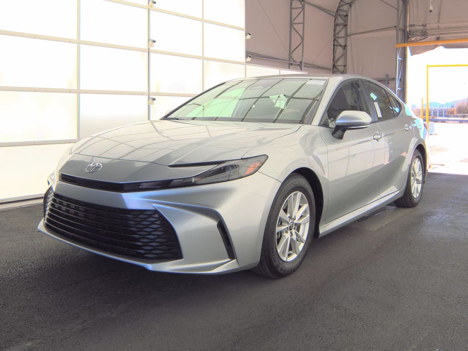 2025 Toyota Camry LE FWD
