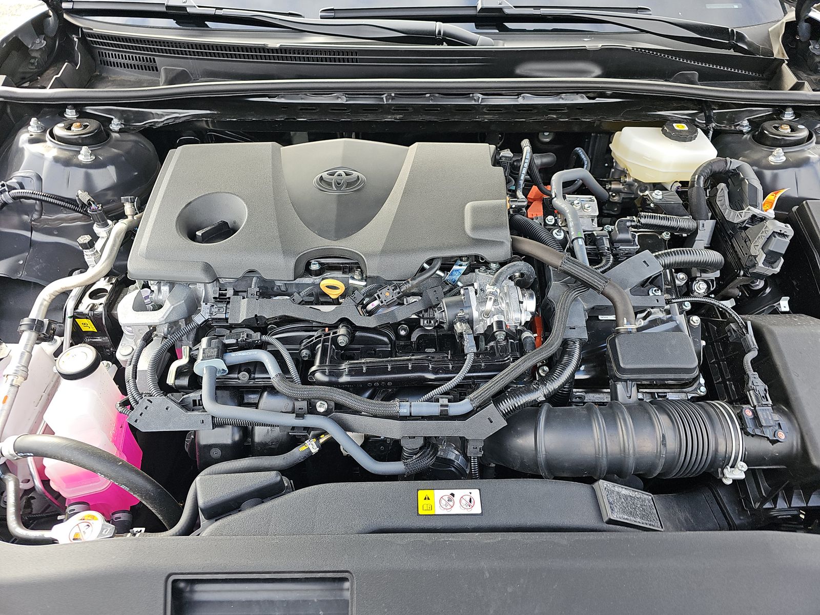 2025 Toyota Camry LE FWD