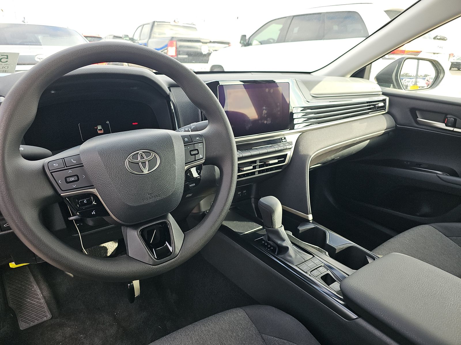 2025 Toyota Camry LE FWD