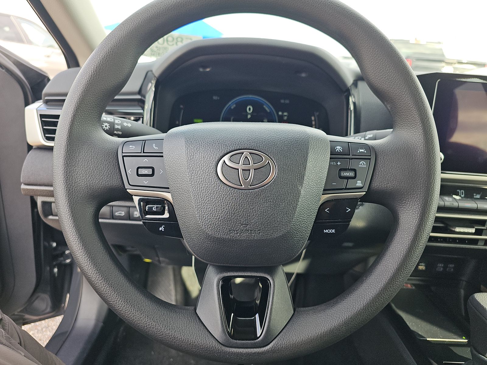 2025 Toyota Camry LE FWD