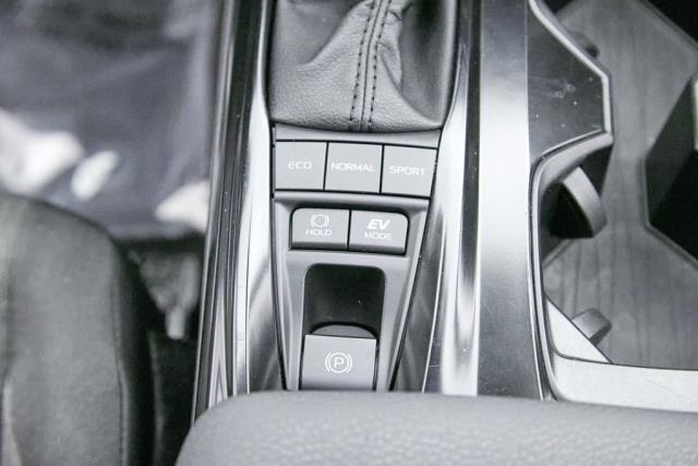 2025 Toyota Camry LE FWD