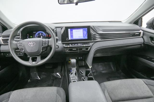 2025 Toyota Camry LE FWD