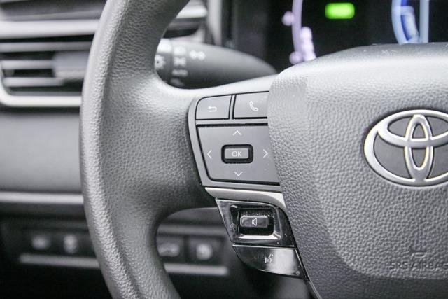 2025 Toyota Camry LE FWD