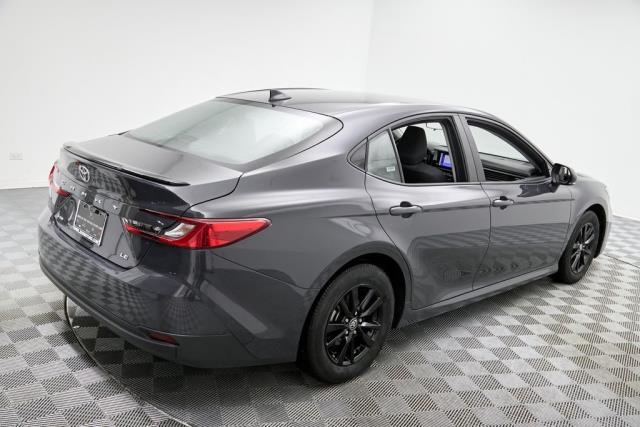 2025 Toyota Camry LE FWD