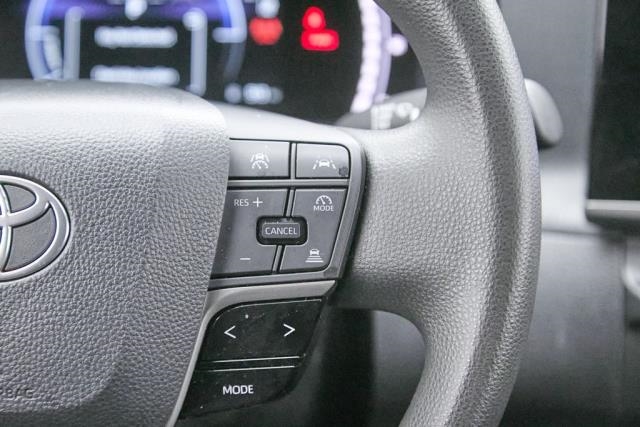 2025 Toyota Camry LE FWD