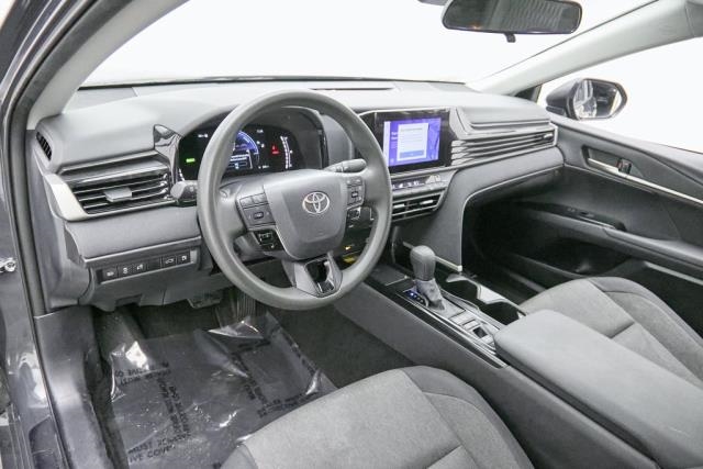 2025 Toyota Camry LE FWD