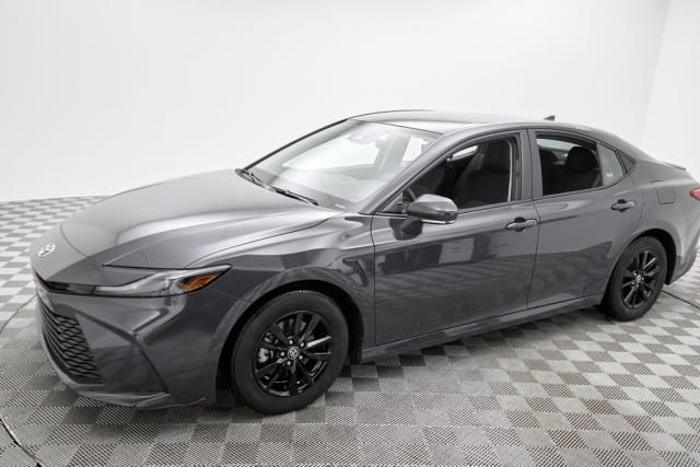 2025 Toyota Camry LE FWD