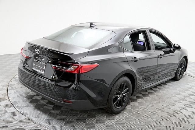 2025 Toyota Camry LE FWD