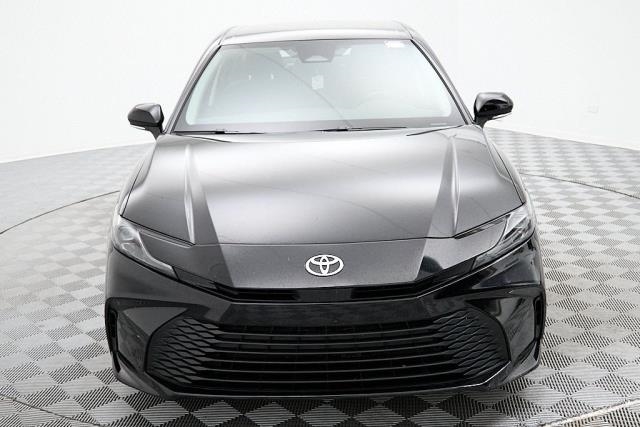 2025 Toyota Camry LE FWD