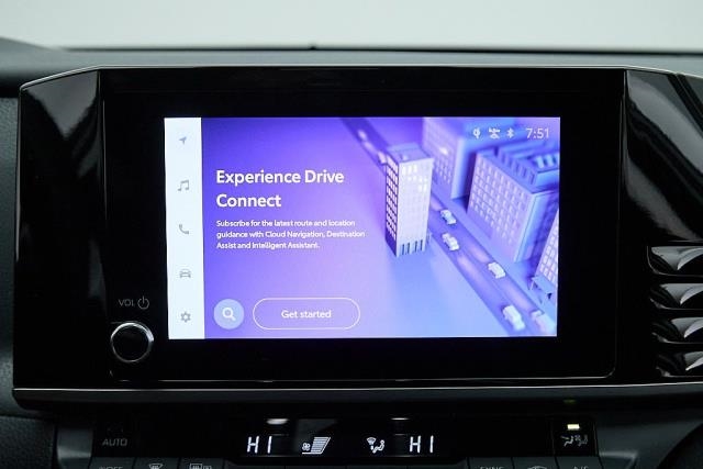 2025 Toyota Camry LE FWD