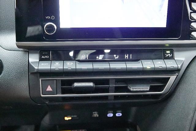 2025 Toyota Camry LE FWD