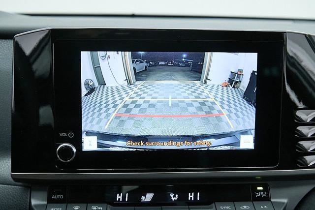 2025 Toyota Camry LE FWD