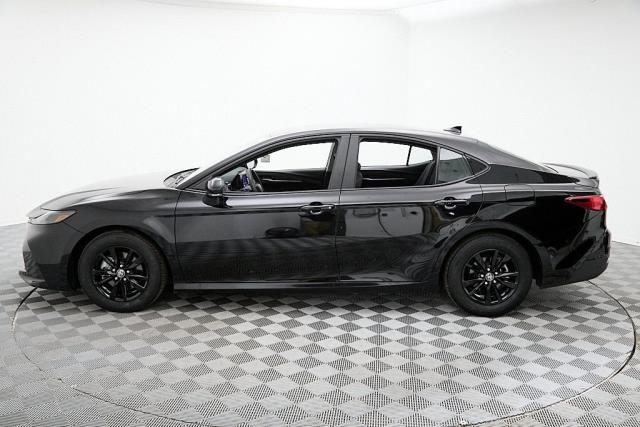 2025 Toyota Camry LE FWD