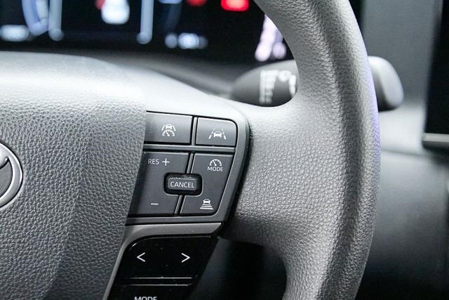 2025 Toyota Camry LE FWD