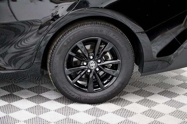 2025 Toyota Camry LE FWD