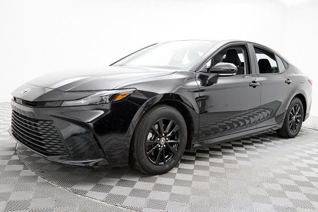 2025 Toyota Camry LE FWD