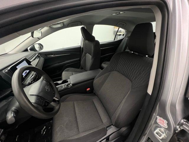 2025 Toyota Camry LE FWD