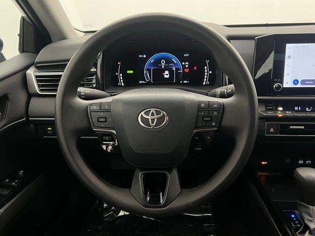 2025 Toyota Camry LE FWD