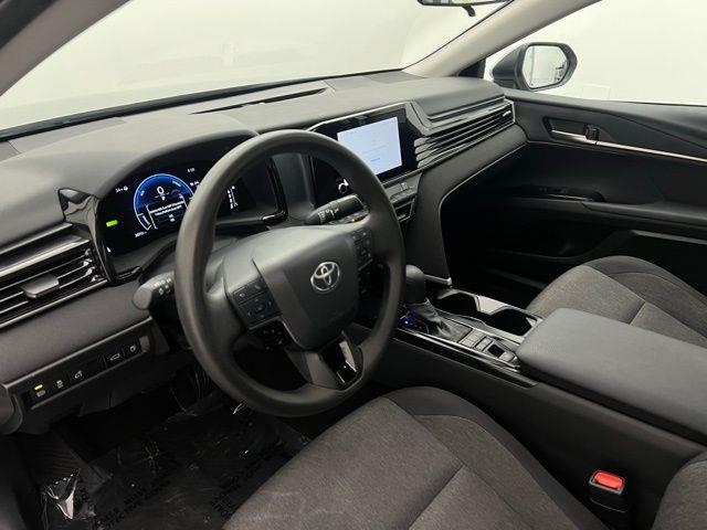 2025 Toyota Camry LE FWD