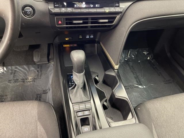 2025 Toyota Camry LE FWD