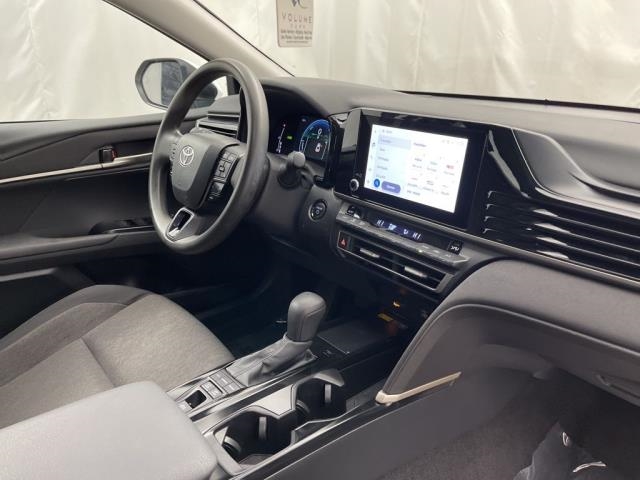 2025 Toyota Camry LE FWD