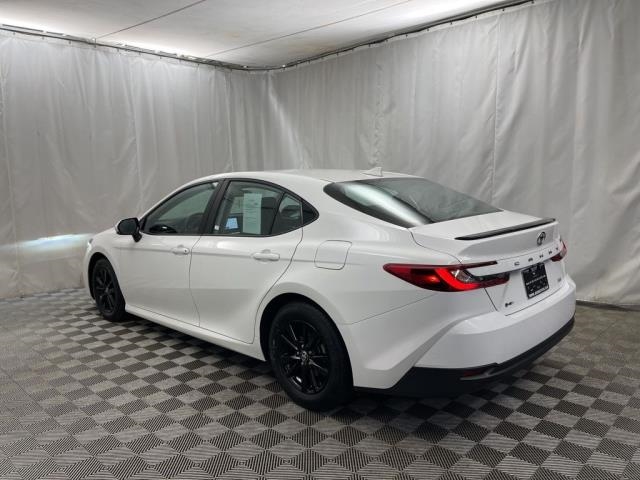 2025 Toyota Camry LE FWD