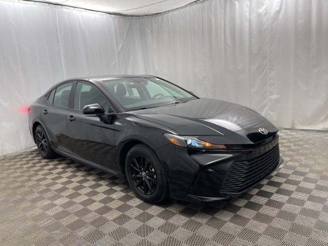 2025 Toyota Camry LE FWD
