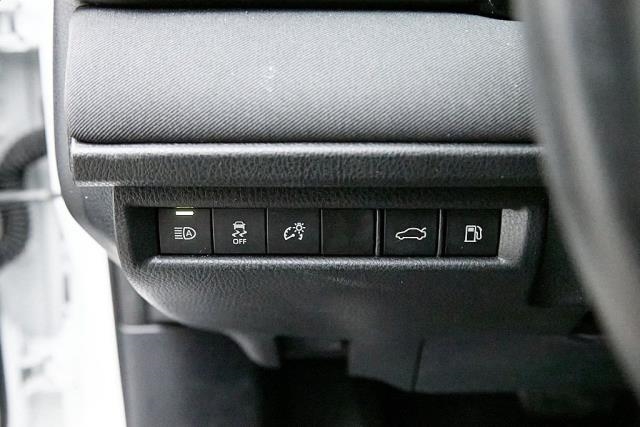 2025 Toyota Camry LE FWD