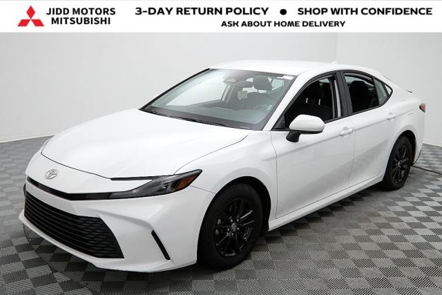2025 Toyota Camry LE FWD