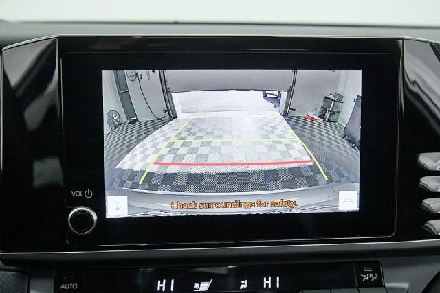 2025 Toyota Camry LE FWD