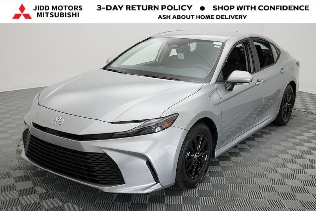 2025 Toyota Camry LE FWD