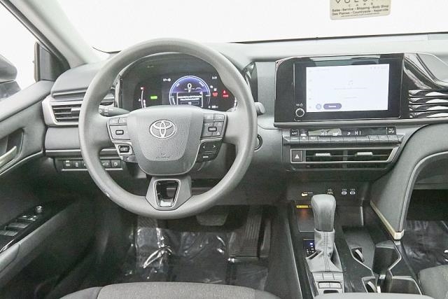 2025 Toyota Camry LE FWD