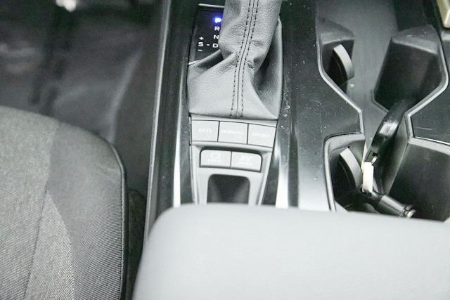 2025 Toyota Camry LE FWD