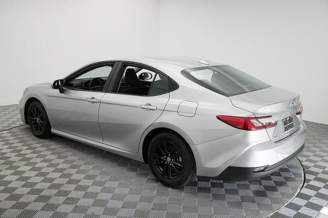 2025 Toyota Camry LE FWD